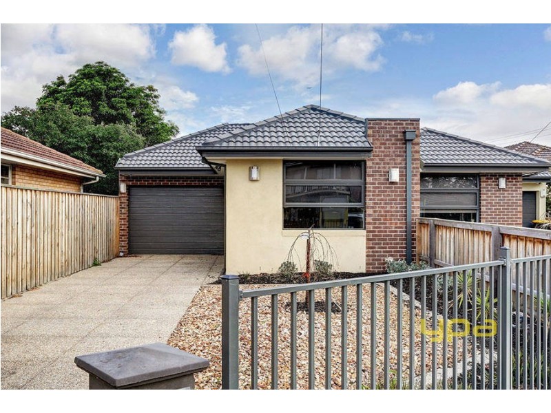 21 Dove Avenue, Altona VIC 3018