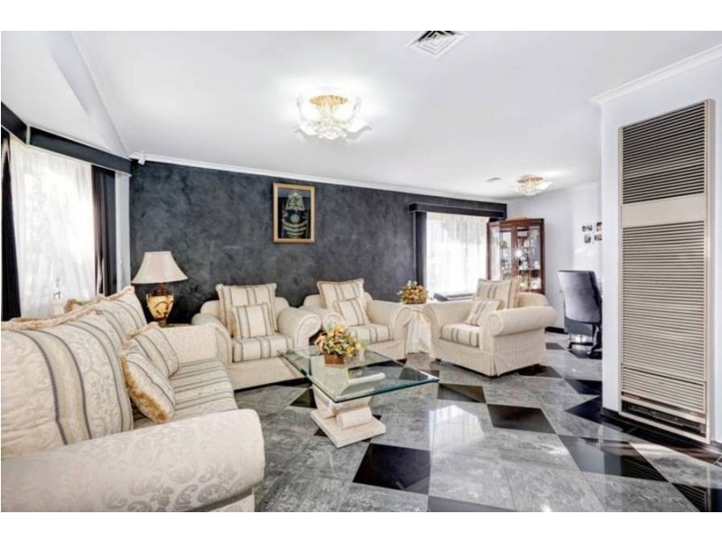 43 Brown Avenue, Altona Meadows VIC 3028