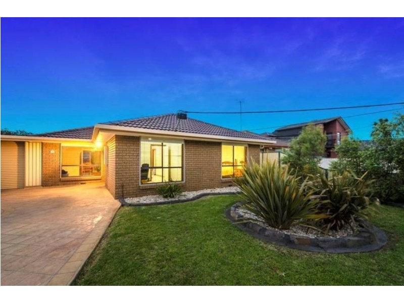 4 Davidson Court, Altona Meadows VIC 3028