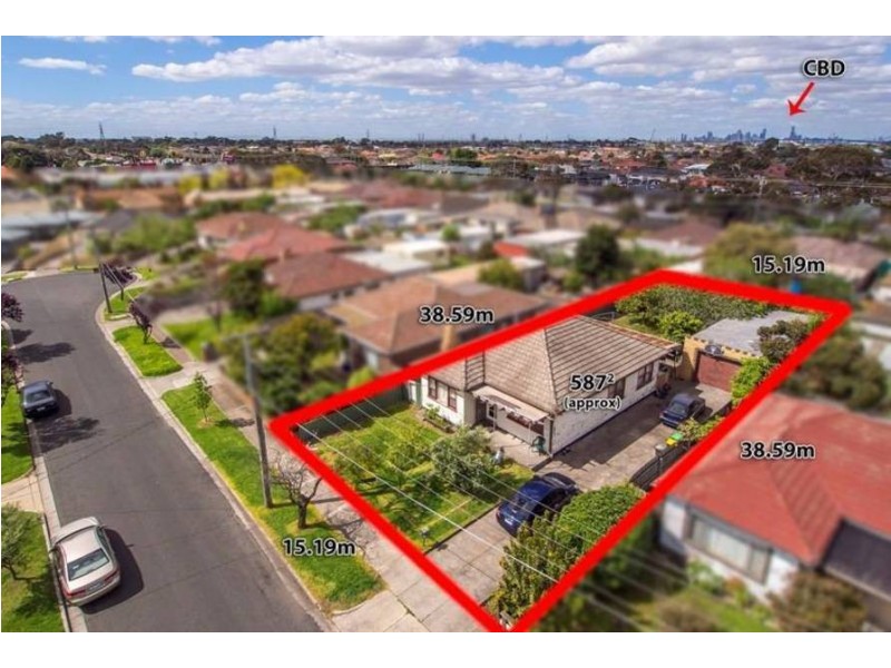 4 Cherry Avenue, Altona North VIC 3025