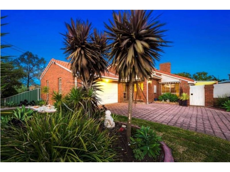 13 Ovington Place, Altona Meadows VIC 3028