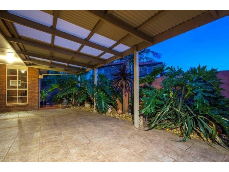 13 Ovington Place, Altona Meadows VIC 3028