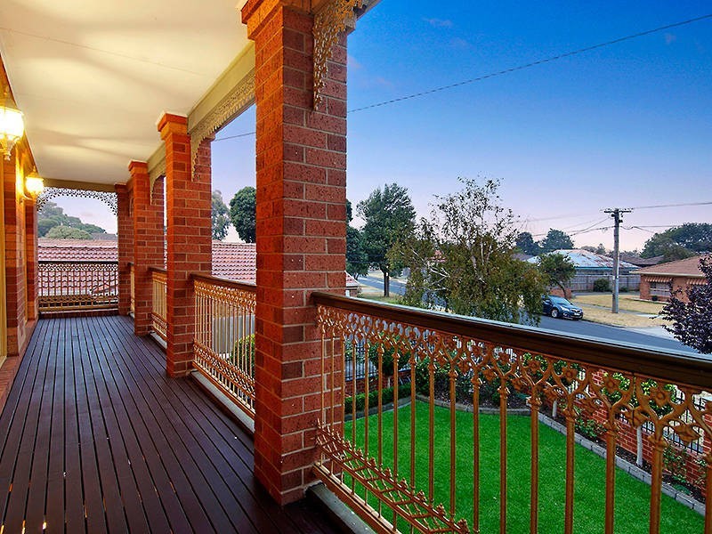 1/25 Grieve Parade, Altona VIC 3018