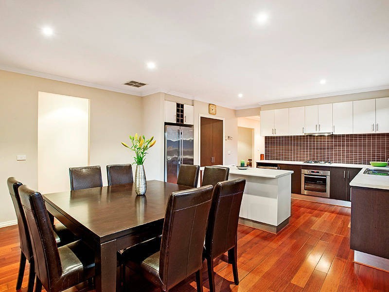 15 Reddrop Court, Altona Meadows VIC 3028