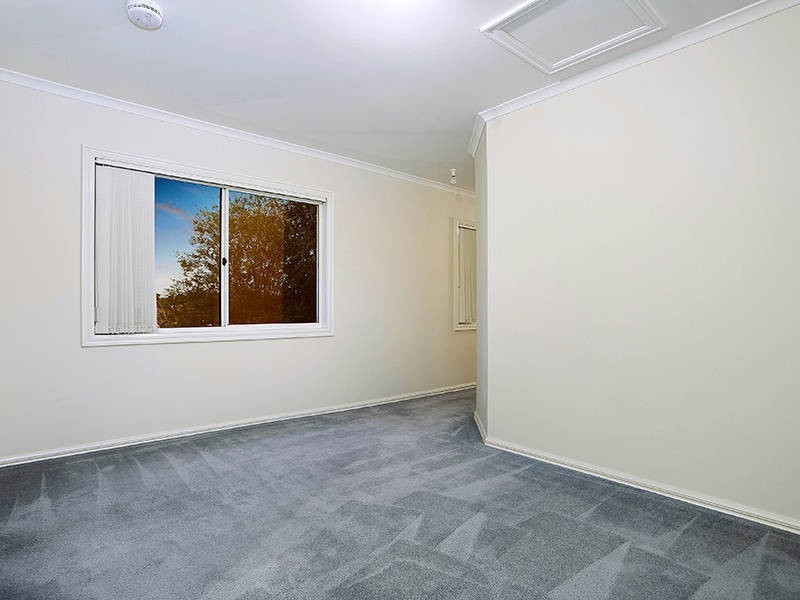 2/34 Bent Street, Altona VIC 3018