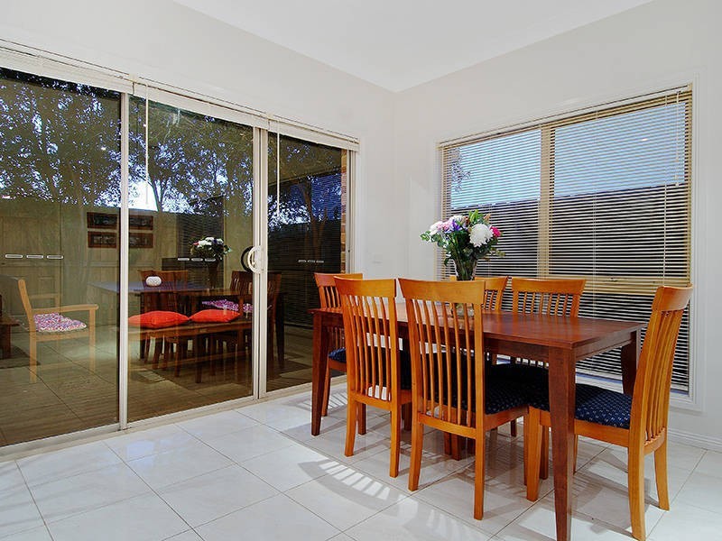 46 Waratah Drive, Altona Meadows VIC 3028