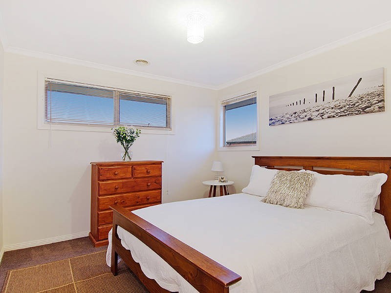 46 Waratah Drive, Altona Meadows VIC 3028