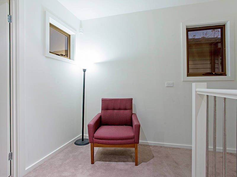 2/25 Rayner Street, Altona VIC 3018