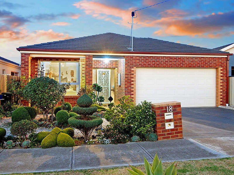 18 Hyde Court, Altona Meadows VIC 3028