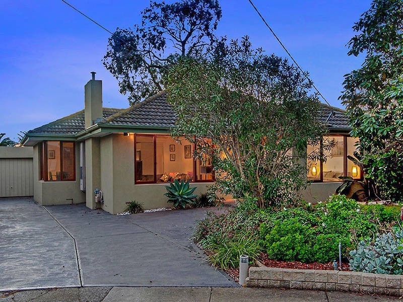 9 Newton Court, Seaholme VIC 3018