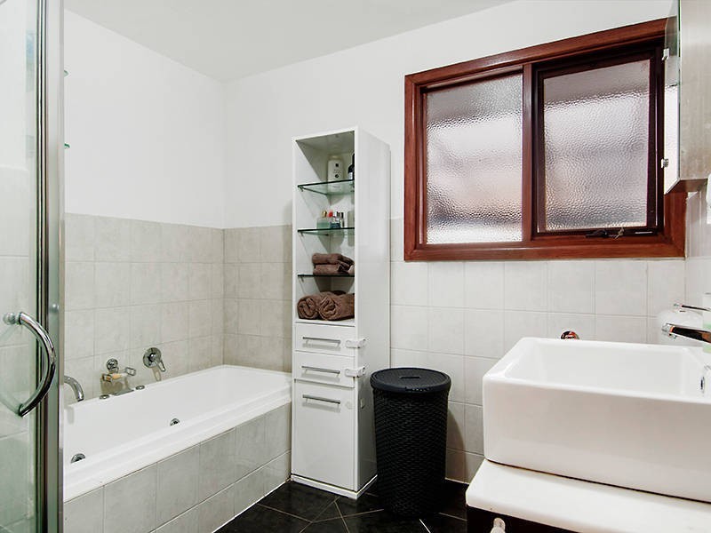 9 Newton Court, Seaholme VIC 3018