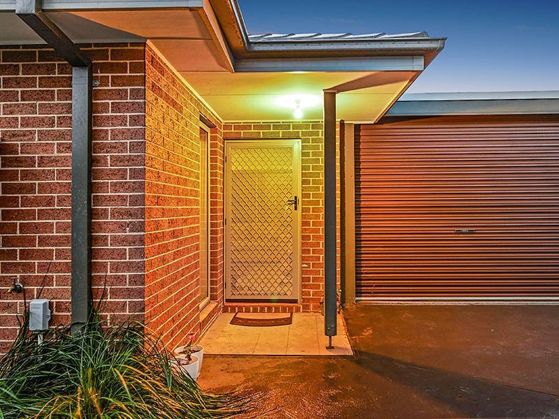 2/3 Ison Court, Altona Meadows VIC 3028