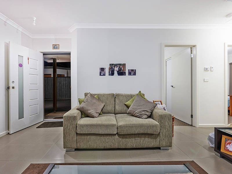 2/3 Ison Court, Altona Meadows VIC 3028