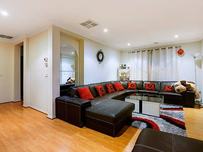 2/42 Galvin Street, Altona VIC 3018