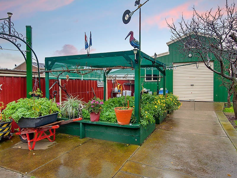 10 Prismall Street, Altona North VIC 3025