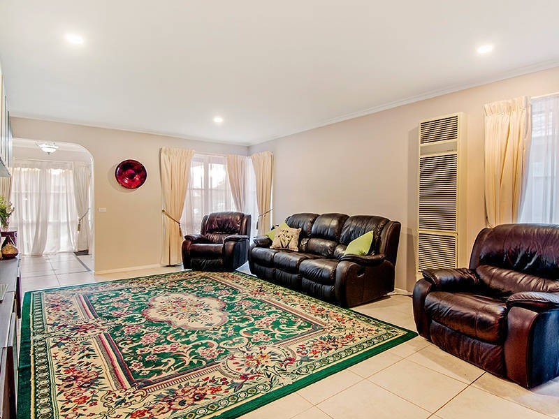 63 Ailsa Street South, Altona Meadows VIC 3028