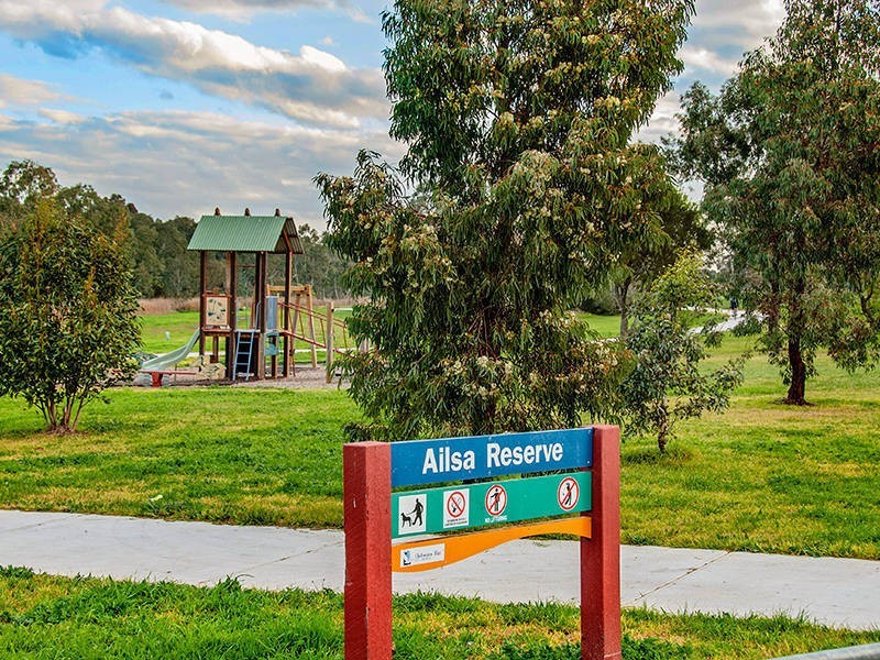63 Ailsa Street South, Altona Meadows VIC 3028