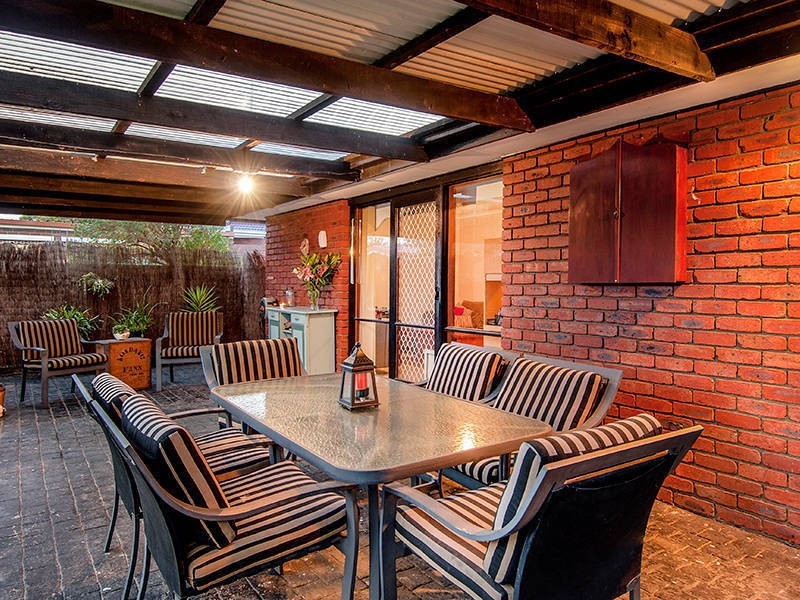 63 Ailsa Street South, Altona Meadows VIC 3028