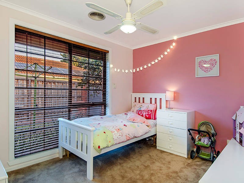 28 Taegtow Way, Altona Meadows VIC 3028