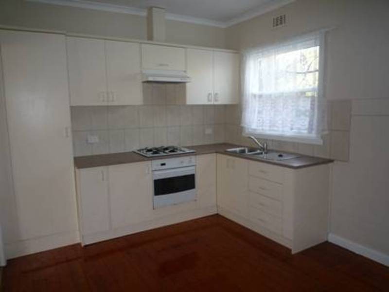 42 Hansen Street, Newport VIC 3015