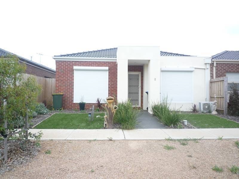 8 Global Way, Wyndham Vale VIC 3024
