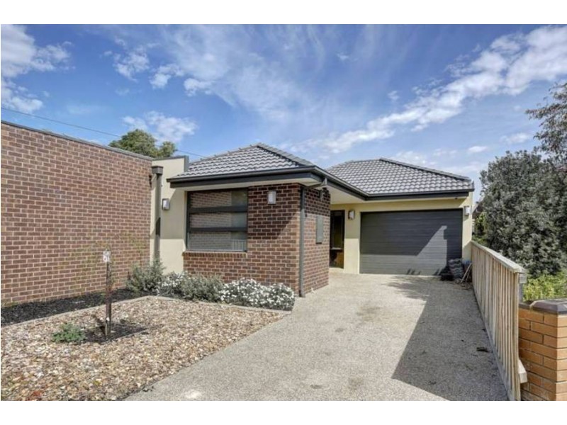 21A Dove Ave, Altona VIC 3018