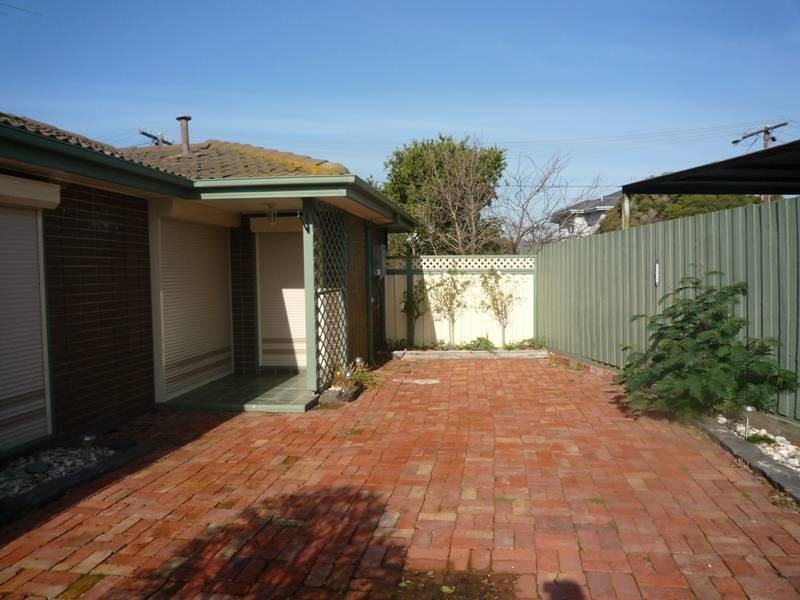12 Hyett Crt, Sunshine West VIC 3020