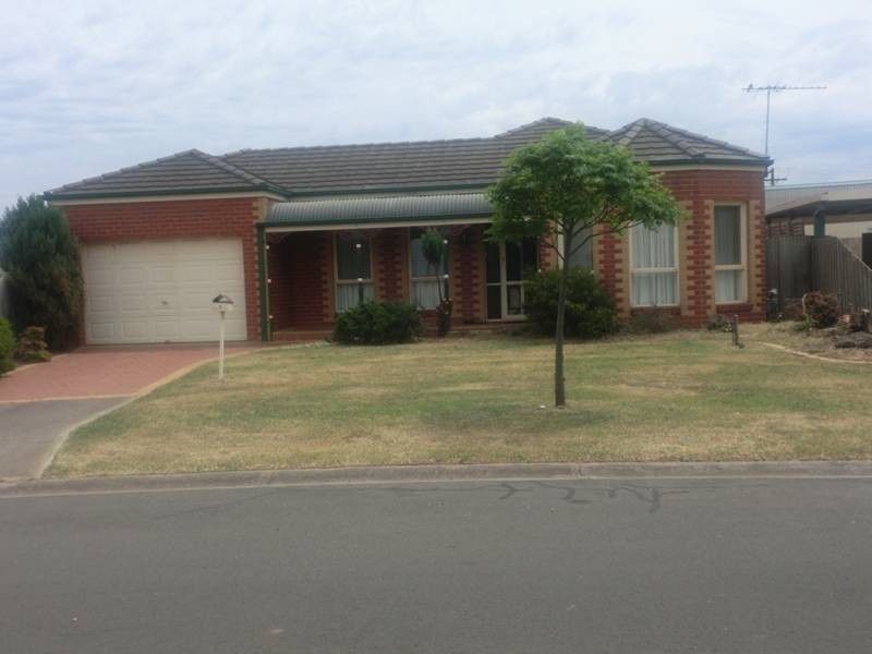 2 Irvine Court, Altona Meadows VIC 3028