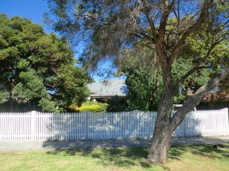 41 Rayner Street, Altona VIC 3018
