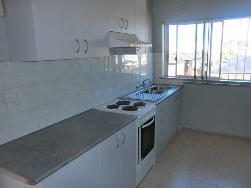 5/2 Stenhouse Ave, Brooklyn VIC 3012