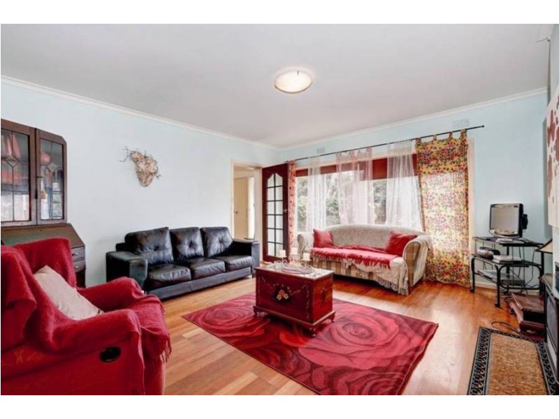 2/31 Millers Road, Altona VIC 3018