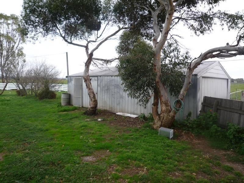 40 Winstanley Road, Avalon VIC 3212