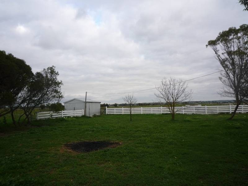 40 Winstanley Road, Avalon VIC 3212