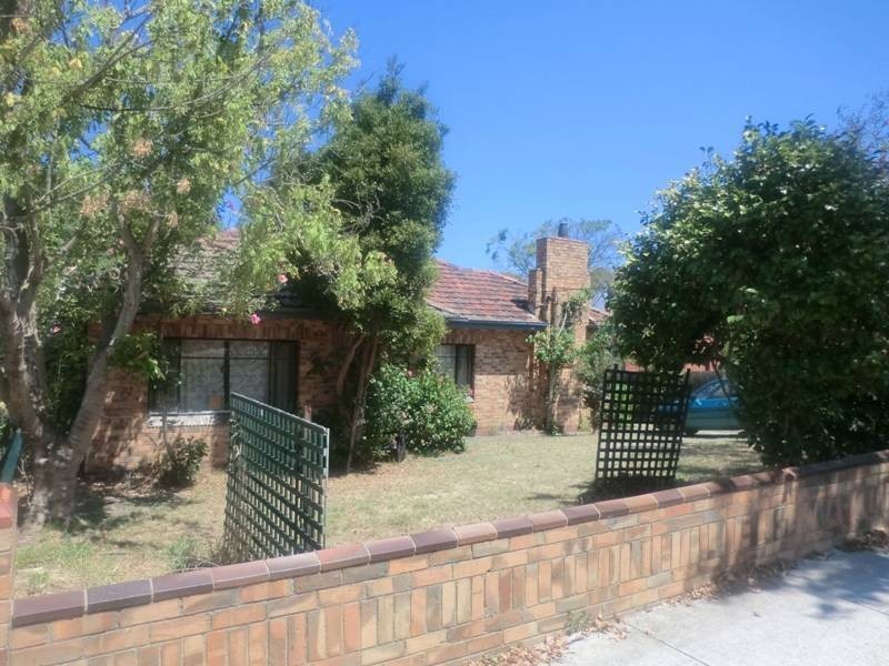 17 Lorrean Avenue, Brighton East VIC 3187