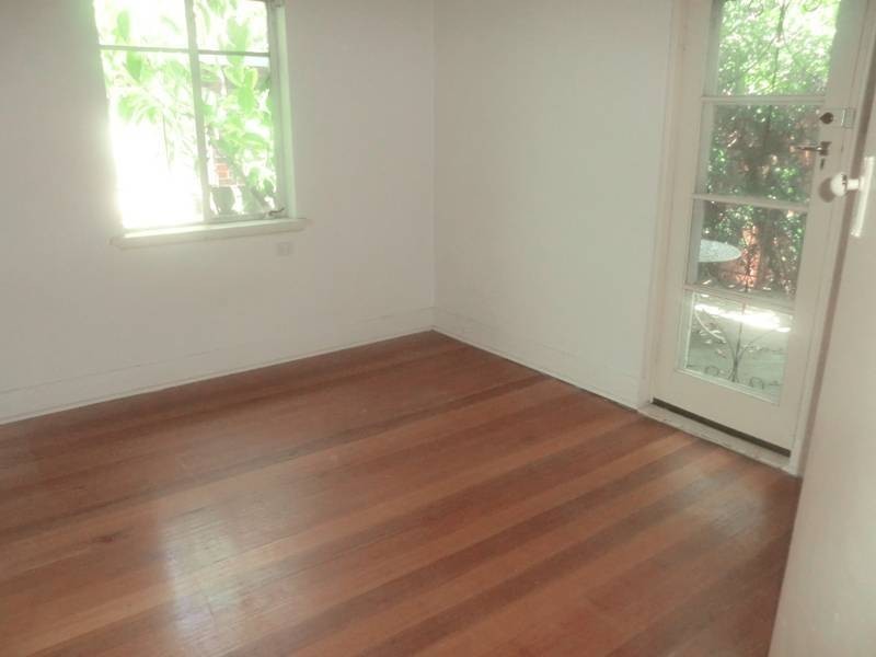 17 Lorrean Avenue, Brighton East VIC 3187