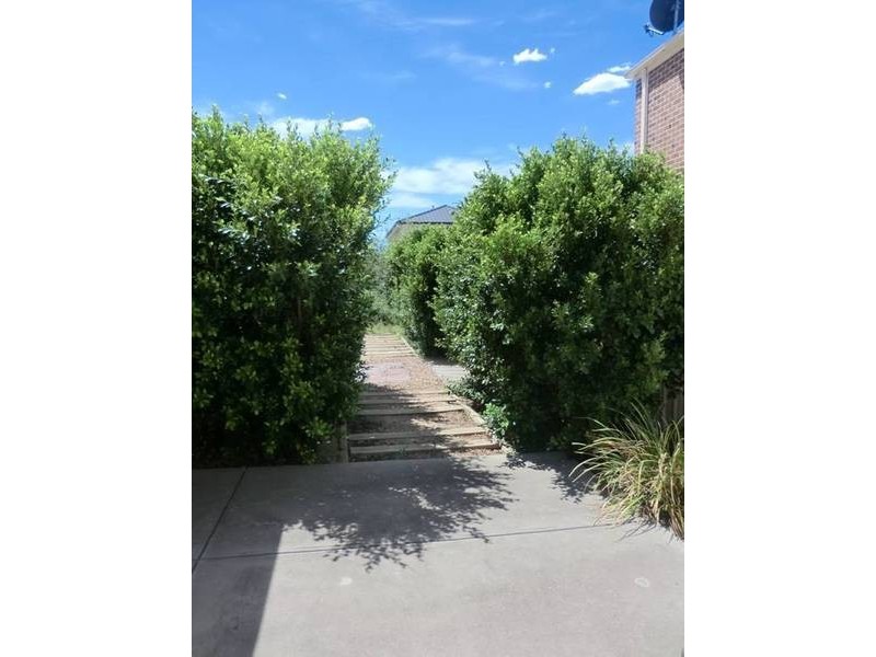 10 Gibralter Gardens, Point Cook VIC 3030