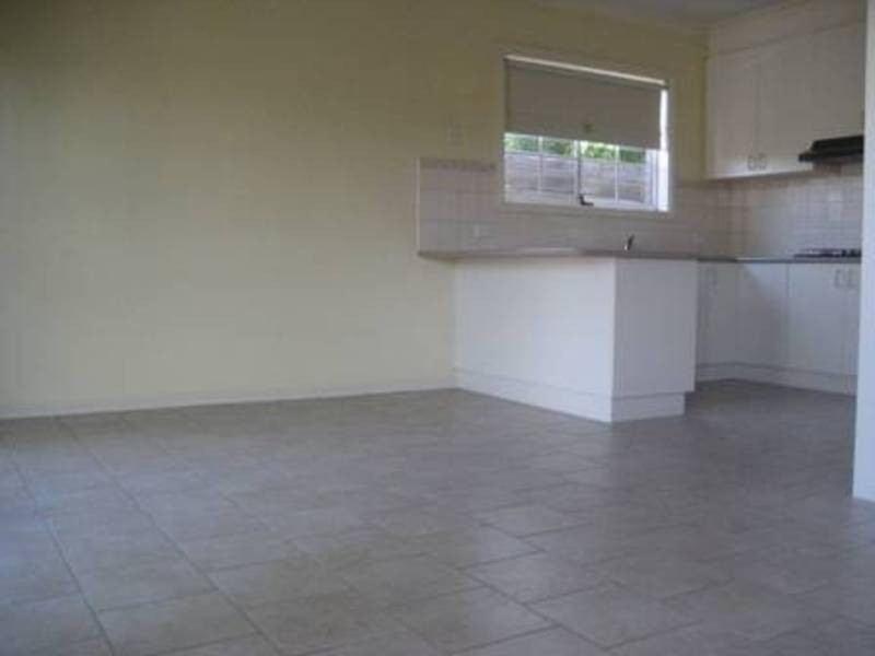 2/67 Merton Street, Altona Meadows VIC 3028