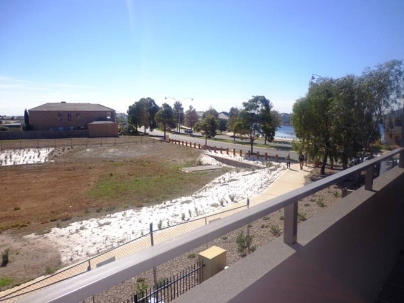 6 Skyward Drive,Sanctuay Lakes, Point Cook VIC 3030