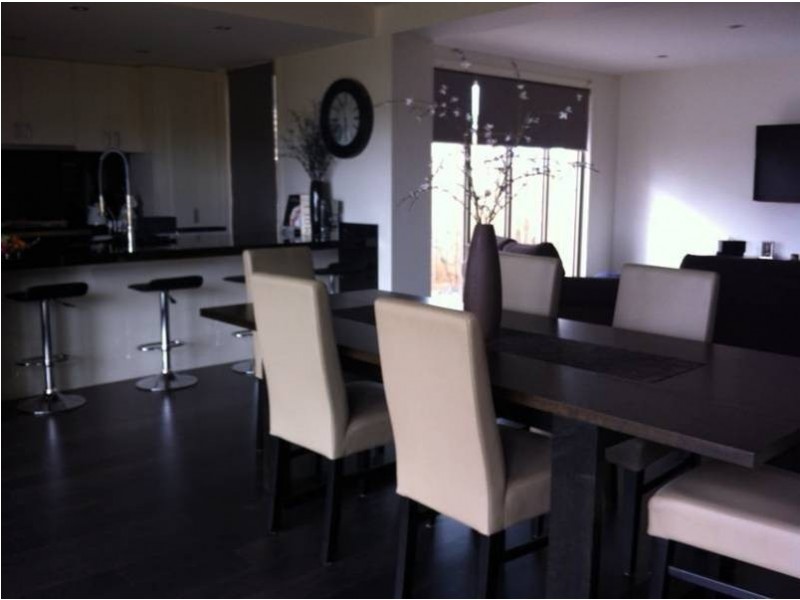 6 Skyward Drive Sanctuary Lakes, Point Cook VIC 3030