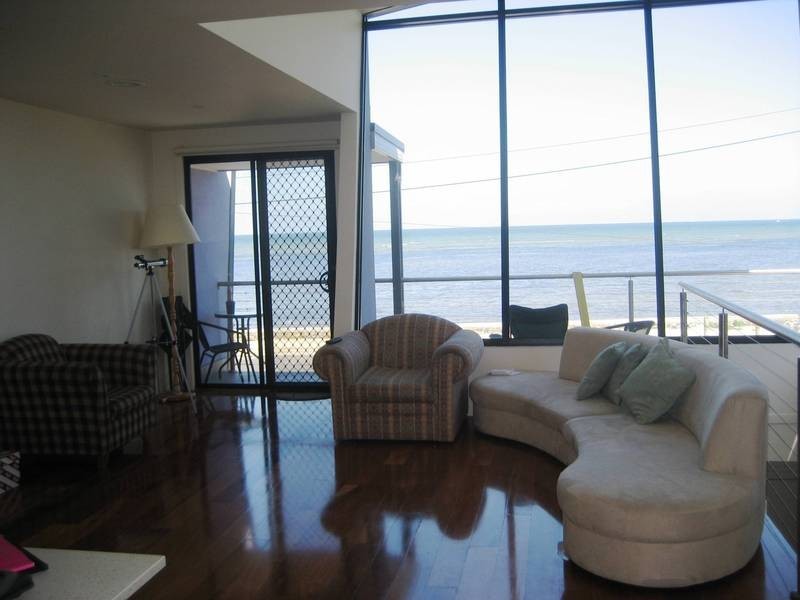 3/369 Esplanade, Altona VIC 3018