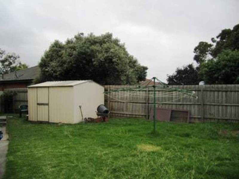 27 Bladin Street, Laverton VIC 3028