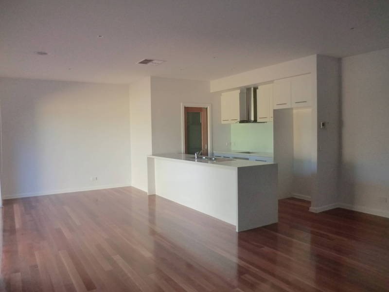3/212 Civic Parade, Altona VIC 3018