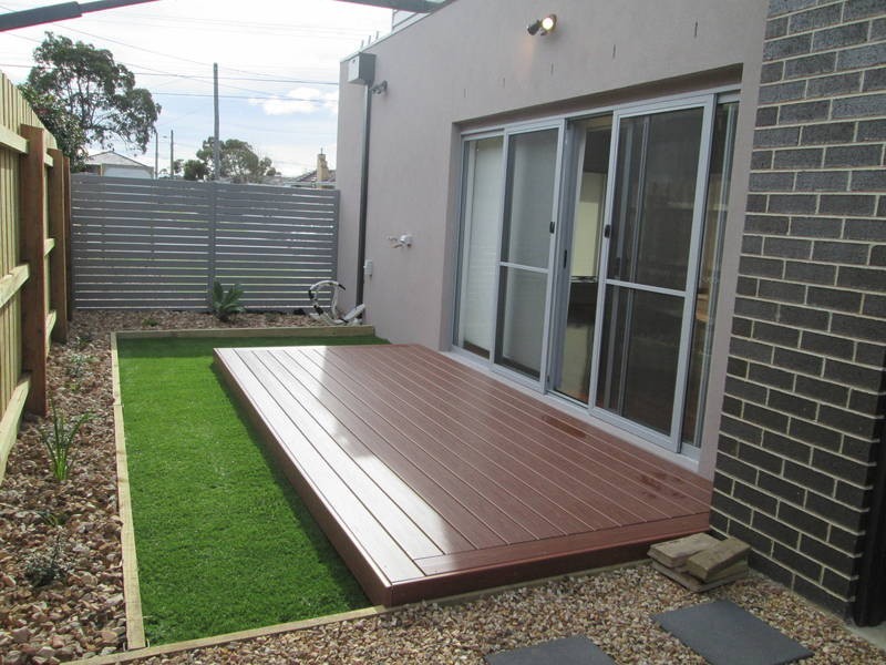 1/212 Civic Parade, Altona VIC 3018