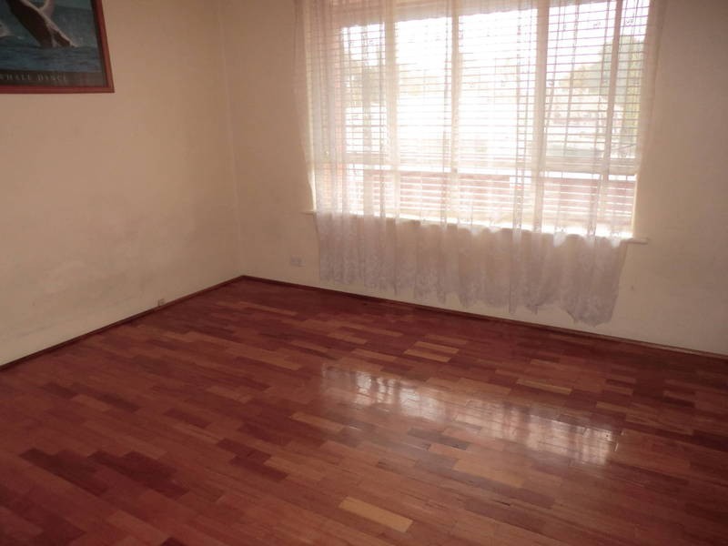 8 83 Railway Street, Altona VIC 3018