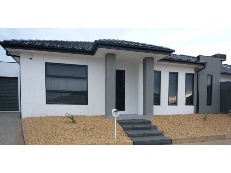 2/7 Bridlepath Drive, Truganina VIC 3029