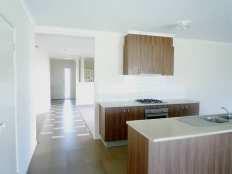 19 Fantail Crescent, Truganina VIC 3029