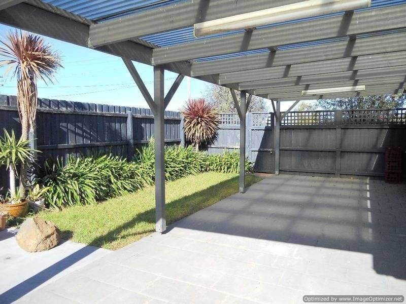 1/12 Tatman Drive, Altona Meadows VIC 3028