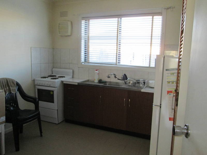 2/315 Blackshaws Road, Altona North VIC 3025