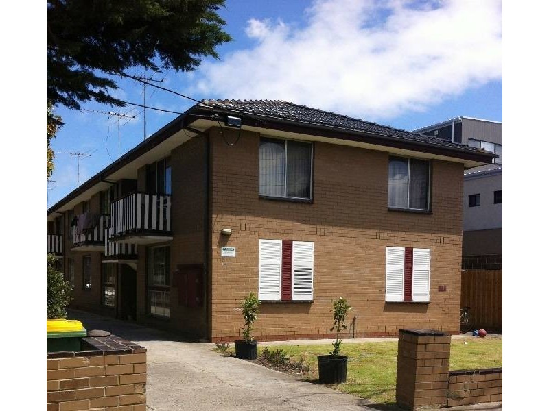 4/15 Beaumont Parade, Footscray VIC 3011