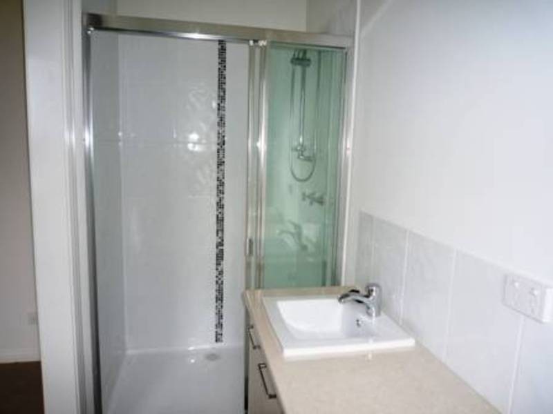 2/7 Bridlepath Drive, Truganina VIC 3029